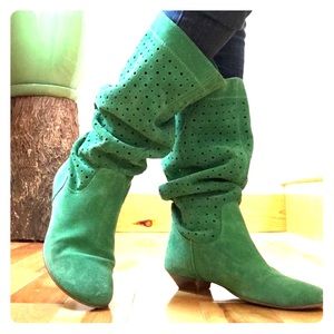 Green suede slouchy boots